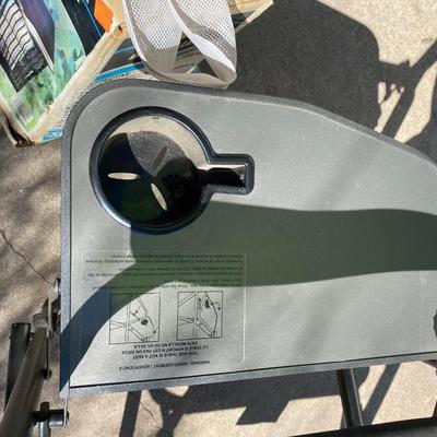 NICE OUTDOOR CHAIR, BUG ZAPPER AND CHAIR SHADE