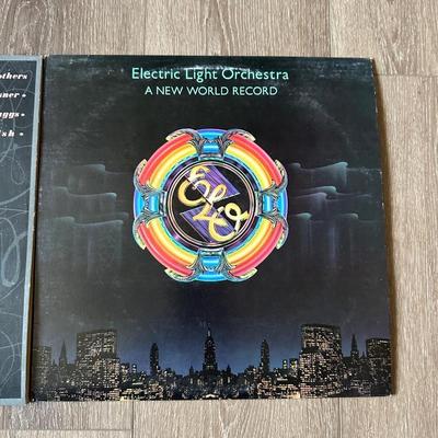 ELO & FM VINYL RECORD ALBUMS