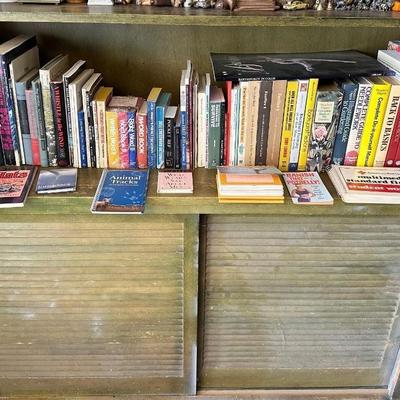 LARGE VARIETY OF BOOKS (6)