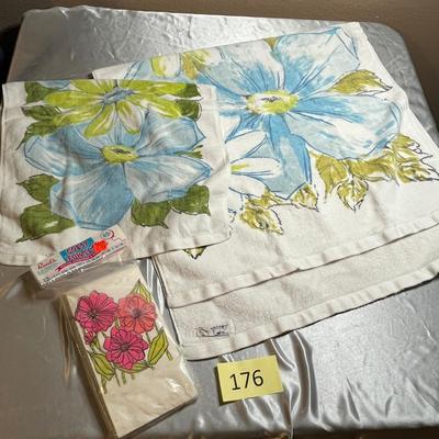 Vintage towels and paper guest towels
