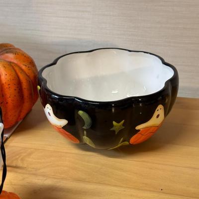 HALLOWEEN DECORATIONS