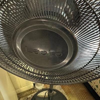 FLOOR FAN, CORDLESS PHONE, CD HOLDER & CUBED SHELF