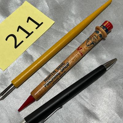 Vintage pen & pencils