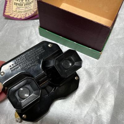 Viewmaster with slides