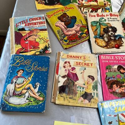 Lot of vintage kids books
