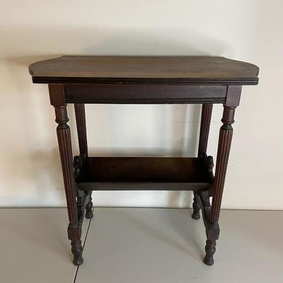 Side Table / Newspaper Stand