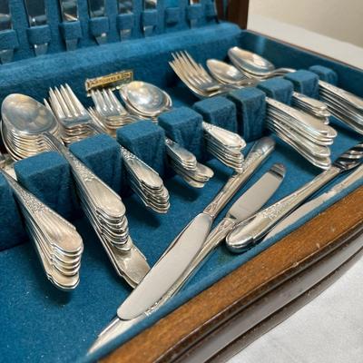 Rogers & Son Silver plate flatware set