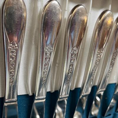 Rogers & Son Silver plate flatware set