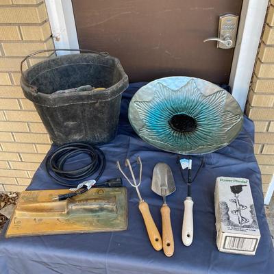 LOVELY BIRD BATH AND OTHER YARD GOODIE