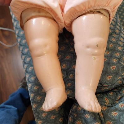 Two Vintage Dolls Alexander , Effanbee Lovums