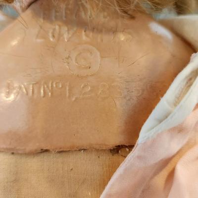 Two Vintage Dolls Alexander , Effanbee Lovums