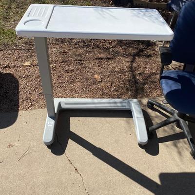 ROLLING OFFICE CHAIR AND NICE ADJUSTABLE TABLE