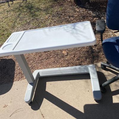 ROLLING OFFICE CHAIR AND NICE ADJUSTABLE TABLE