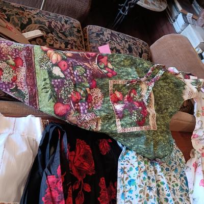 LADIES APRONS AND AN UMBRELLA