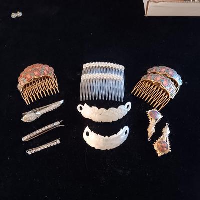 FANCY HAIR COMBS AND BARRETTES