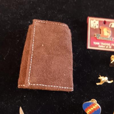 MOSTLY MEN'S JEWELRY, PINS, CAMILLUS POCKET KNIFE & KEY HOLDER