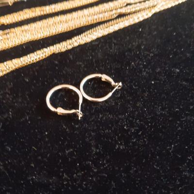 SILVER-TONE FASHION JEWELRY