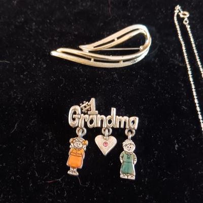 PINS/BROOCHES, RHINESTONE PENDANT NECKLACES AND PIERCED EARRINGS