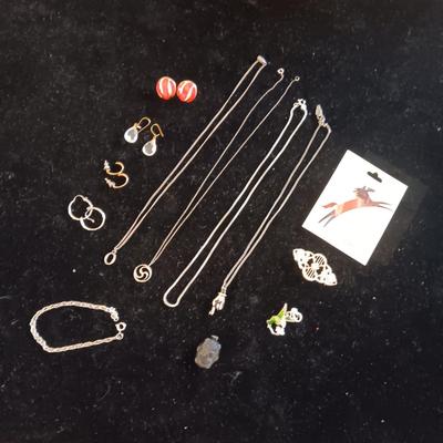 LADIES COSTUME JEWELRY