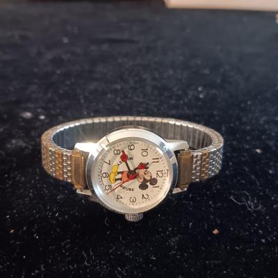 MICKEY MOUSE WATCH