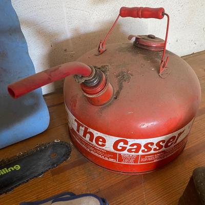 POULAN CHAINSAW, METAL GAS GAN AND MORE