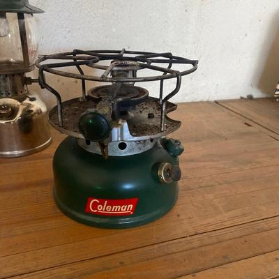 COLEMAN LANTERN AND COOKING BURNERS
