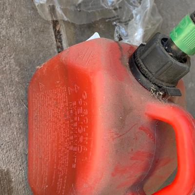 MURRY M2510 2 CYCLE WEED EATER AND GAS CAN