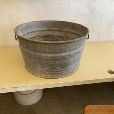 ARMY ISSUED NAP SACK AND GALVANIZED WASH TUB