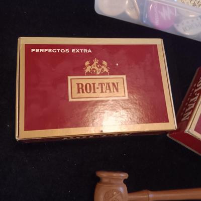 2 CIGAR BOXES, MANY PINS AND A GAVEL FROM THE MASONIC LODGE