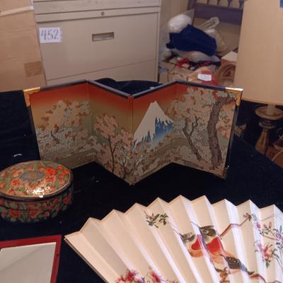 TRINKET BOXES, FANS, MIRROR COMPACT AND MORE