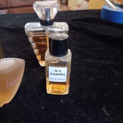 4 BOTTLES OF PERFUME