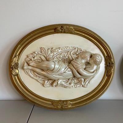 Vintage Romantic Scene Wall Plaques