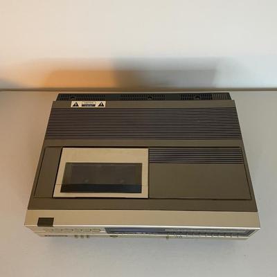 Sanyo VCR 3900 - II