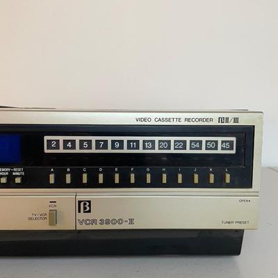Sanyo VCR 3900 - II