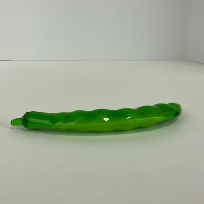 -50- ART GLASS | Green Bean Pod Figures