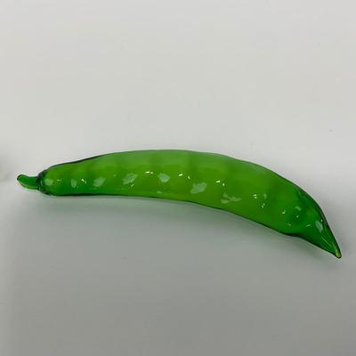 -50- ART GLASS | Green Bean Pod Figures