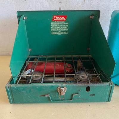 COLEMAN CAMP STOVE, LANTERN AND WATER JUG