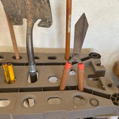 GARAGE/YARD TOOL ORGANIZER AND STARTER TOOL