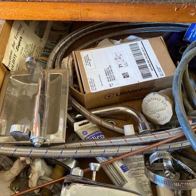 MISC DRAWER OF PLUMBING SUPPLIES AND 3/4 PIPE