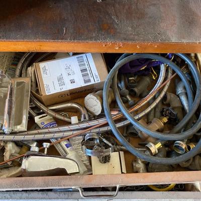 MISC DRAWER OF PLUMBING SUPPLIES AND 3/4 PIPE