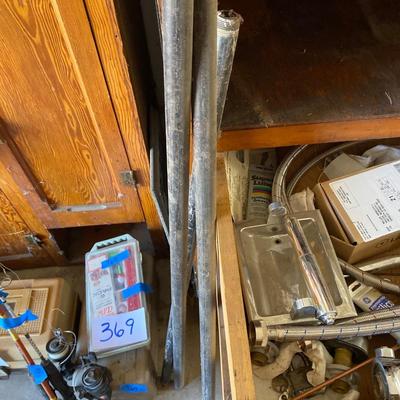 MISC DRAWER OF PLUMBING SUPPLIES AND 3/4 PIPE