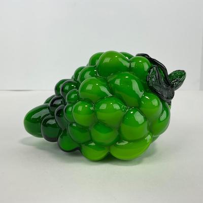 -57- ART GLASS | Green Grapes Figure