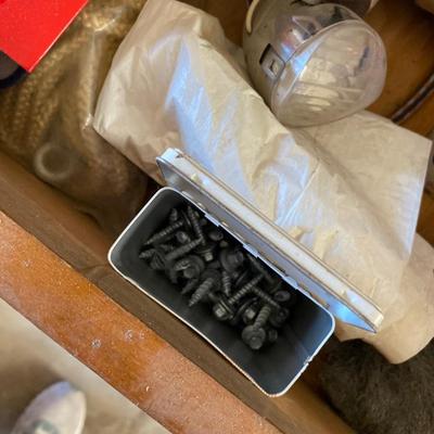 PRETTY NEAT STUFF IN THIS DRAWER