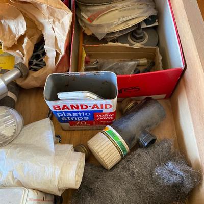 PRETTY NEAT STUFF IN THIS DRAWER