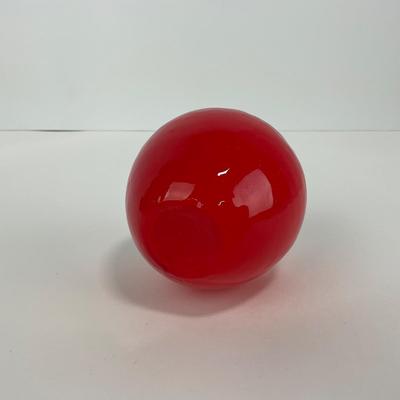-69- ART GLASS | Red Apple Figure