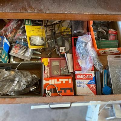 DRAWER LOADED WITH HARDWARE