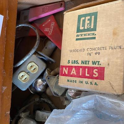 GOOD FINDS IN THIS DRAWER