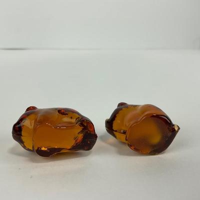 -83- IMPERIAL | Amber Piglet Figures