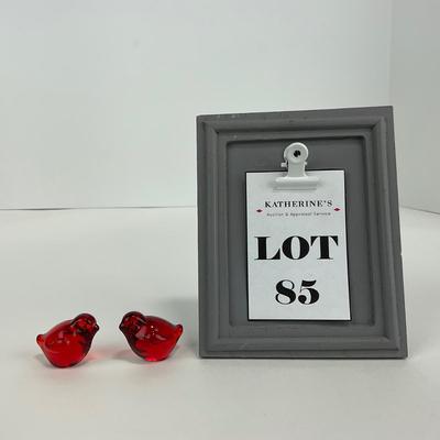 -85- ART GLASS | Red Small Bird Figures
