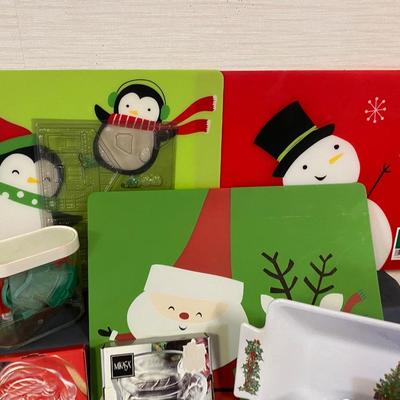 CHRISTMAS KITCHEN ITEM